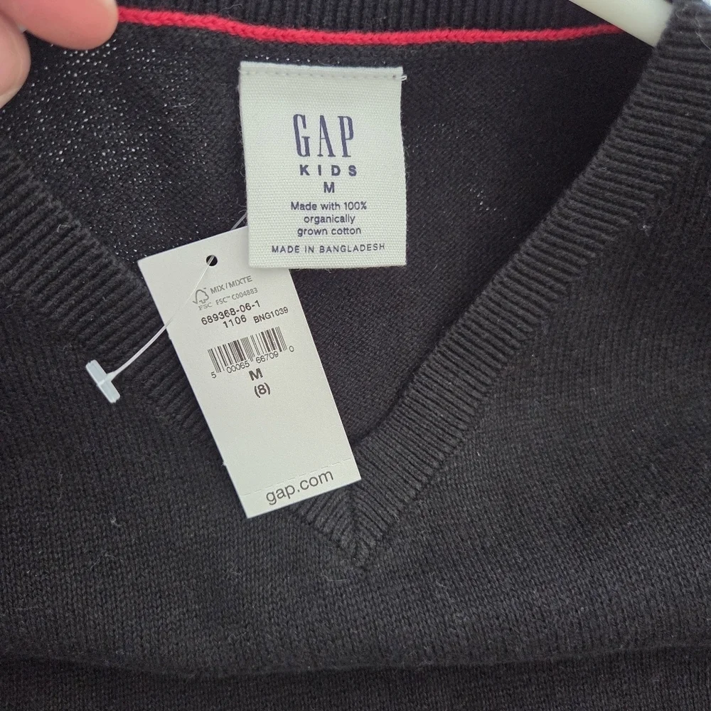GAP Kids Classic Black V-Neck Sweater Size Boys Medium(8)